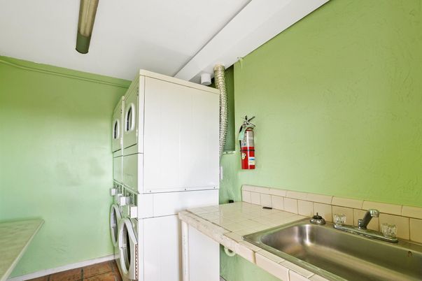 Interior, Washer