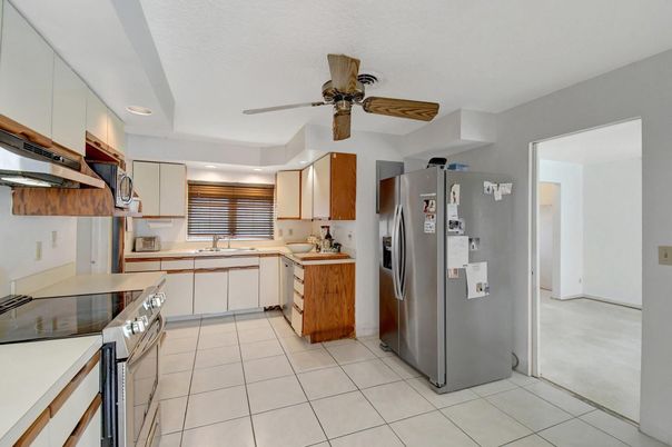 Interior, Kitchen, Recessed Lighting