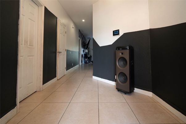 Interior, Recessed Lighting, Washer