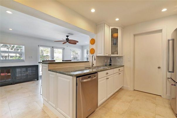 Interior, Kitchen, Recessed Lighting