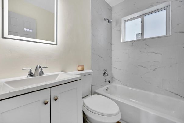 Bathroom, Interior, Marble Walls