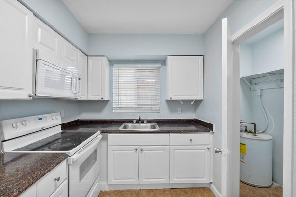 Interior, Kitchen, Washer
