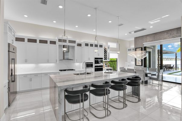 Dining room, Interior, Kitchen, Pendant Lights, Recessed Lighting, Stainless Steel Appliances, Water