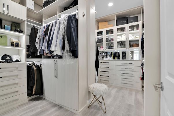 Interior, Recessed Lighting, Walk-in Closets, Wood Texture Flooring