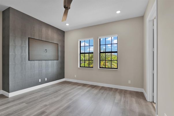 Empty room, Interior, Recessed Lighting, Wood Texture Flooring