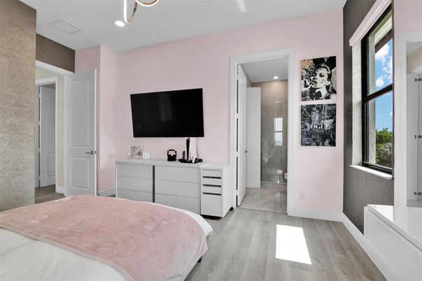 Bedroom, Interior, Recessed Lighting, Wood Texture Flooring