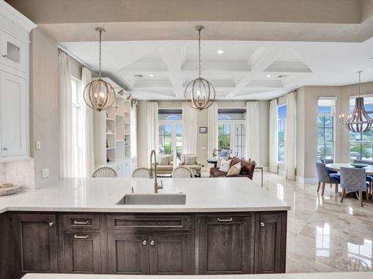 Chandelier, Dining room, Interior, Living room, Pendant Lights, Recessed Lighting