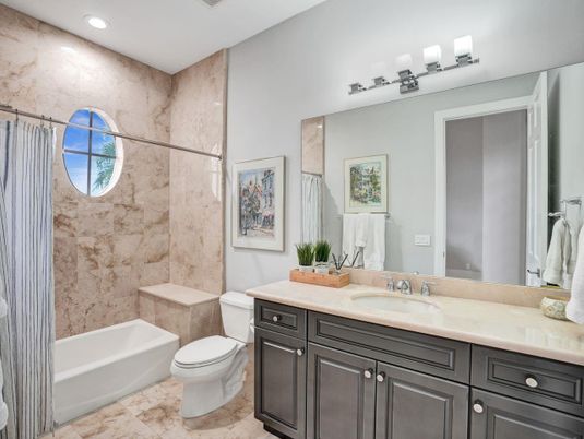 Bathroom, Interior, Recessed Lighting