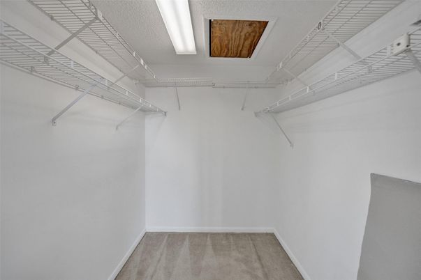 Interior, Walk-in Closets