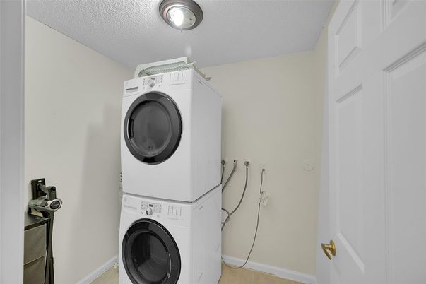 Interior, Utility Closets, Washer