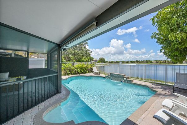 Exterior, Pool, Water