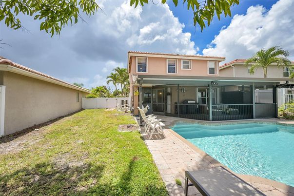 Backyard, Exterior, Pool