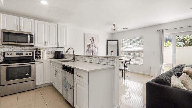 Interior, Kitchen, Recessed Lighting