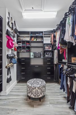 Interior, Walk-in Closets, Wood Texture Flooring