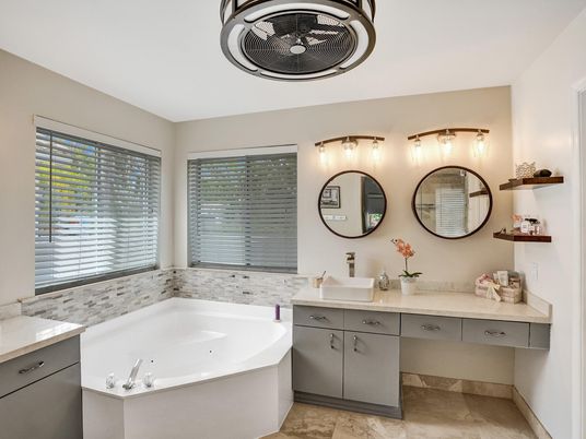 Bathroom, Dual Sink Vanities, Interior