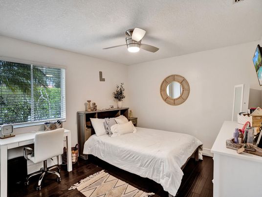 Bedroom, Home Office, Interior, Wood Texture Flooring