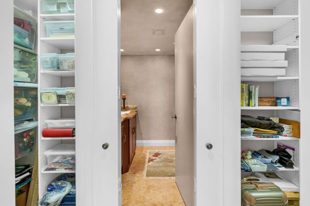 Interior, Recessed Lighting, Walk-in Closets