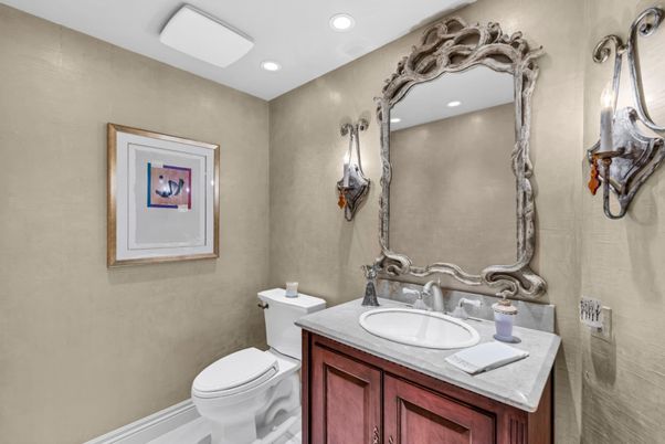 Bathroom, Interior, Recessed Lighting