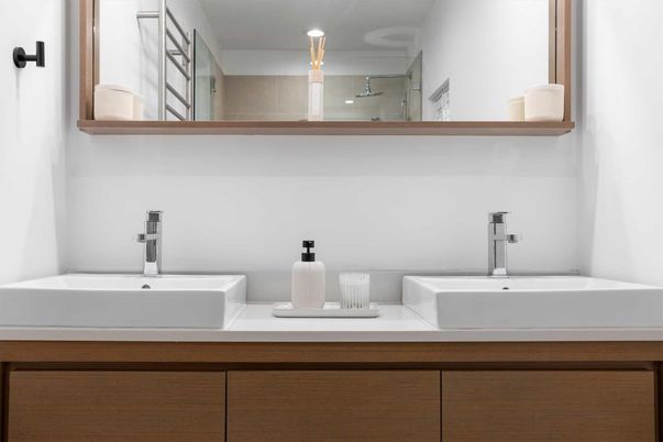 Bathroom, Dual Sink Vanities, Interior