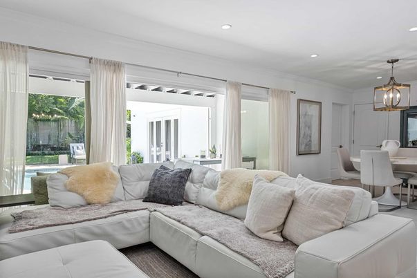 Dining room, Interior, Living room, Pendant Lights, Recessed Lighting