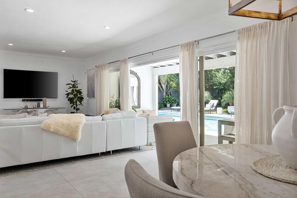 Dining room, Interior, Living room, Recessed Lighting