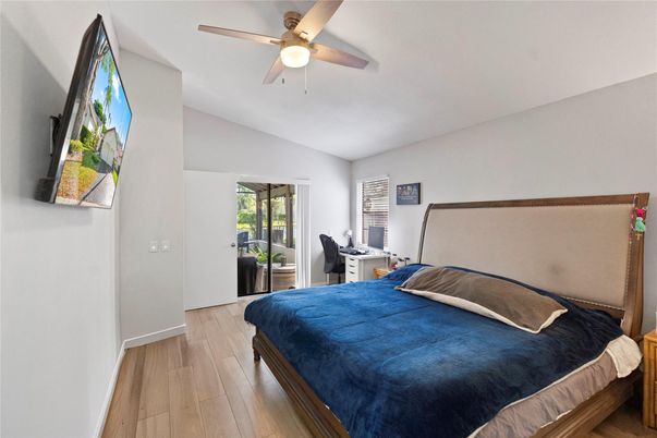 Bedroom, Home Office, Interior, Wood Texture Flooring