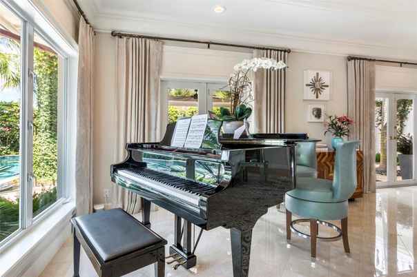 Interior, Piano, Recessed Lighting