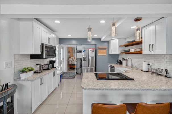 Interior, Kitchen, Pendant Lights, Recessed Lighting, Stainless Steel Appliances