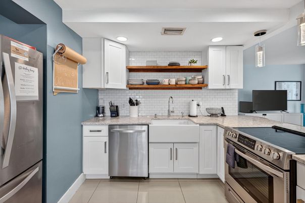 Interior, Kitchen, Pendant Lights, Recessed Lighting, Stainless Steel Appliances