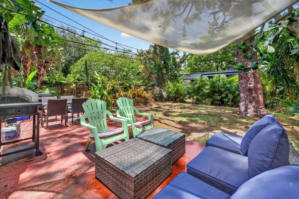 Backyard, Exterior