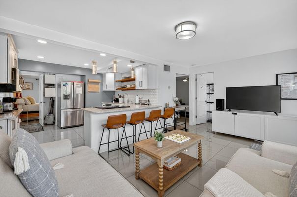 Interior, Kitchen, Living room, Recessed Lighting, Stainless Steel Appliances