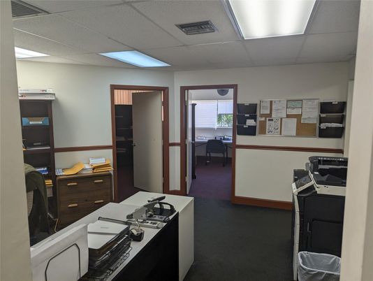 Home Office, Interior