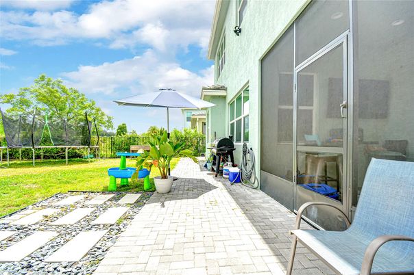 Backyard, Exterior, Playground