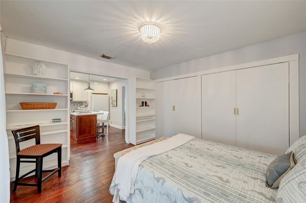 Bedroom, Interior, Pendant Lights, Recessed Lighting, Wood Texture Flooring