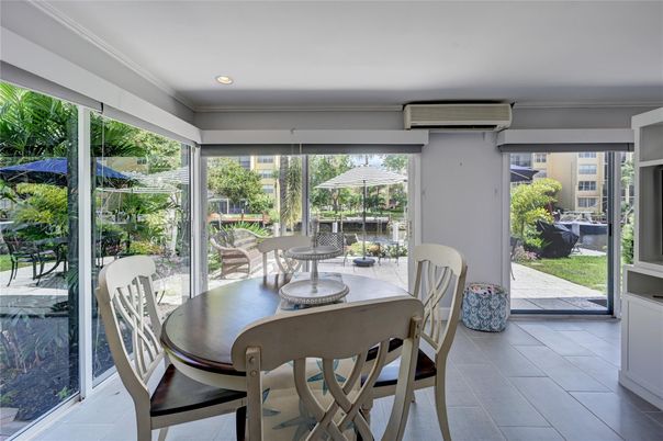 Dining room, Interior, Recessed Lighting