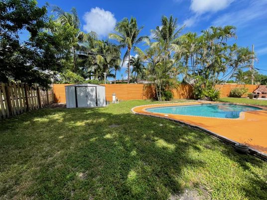 Backyard, Exterior, Pool