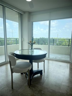Dining room, Interior, Water