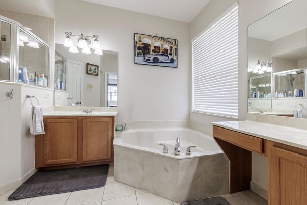 Bathroom, Dual Sink Vanities, Interior