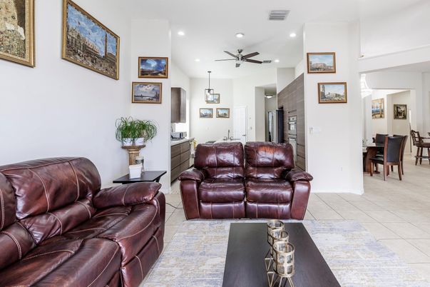 Interior, Living room, Pendant Lights, Recessed Lighting