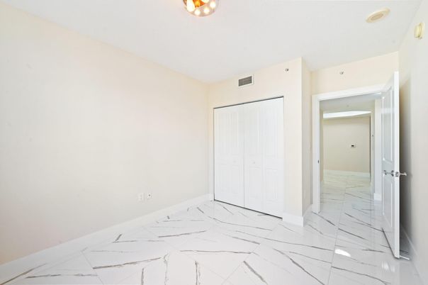 Empty room, Interior, Marble
