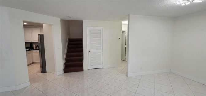 Empty room, Interior, Kitchen, Marble, Recessed Lighting