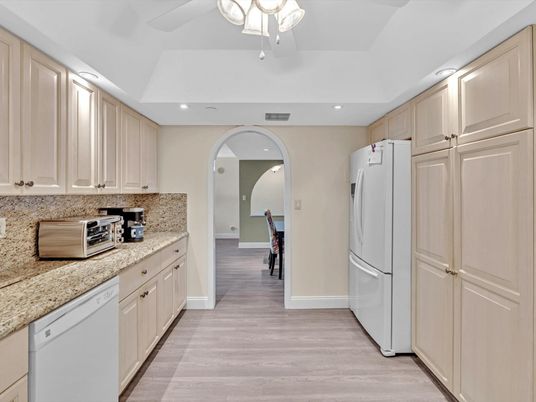 Interior, Kitchen, Recessed Lighting, Wood Texture Flooring