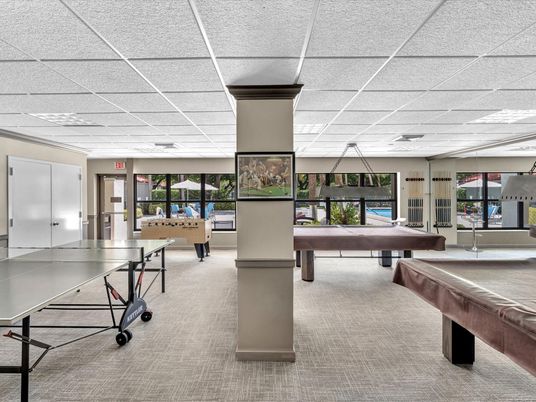 Billiard Table, Game Room, Interior