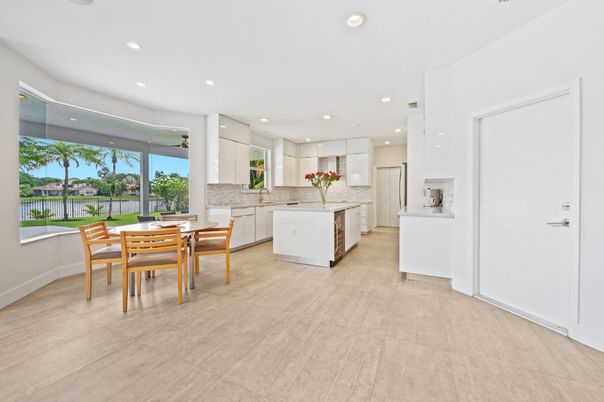 Dining room, Interior, Kitchen, Recessed Lighting