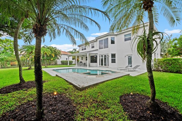 Backyard, Exterior, Pool