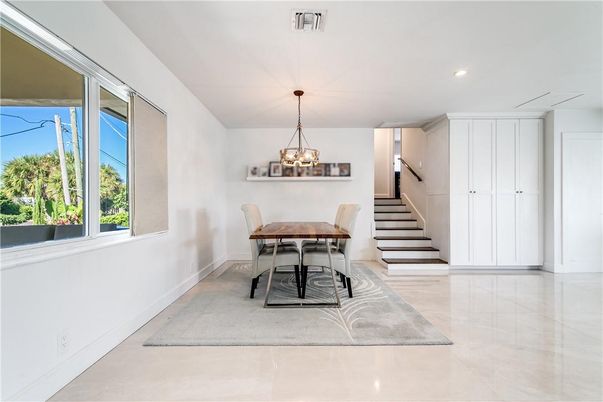 Chandelier, Dining room, Interior, Recessed Lighting