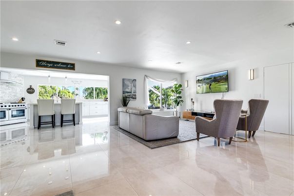 Dining room, Interior, Living room, Recessed Lighting