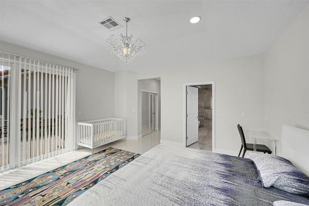 Bedroom, Chandelier, Interior, Recessed Lighting