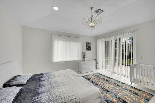 Bedroom, Chandelier, Interior, Recessed Lighting