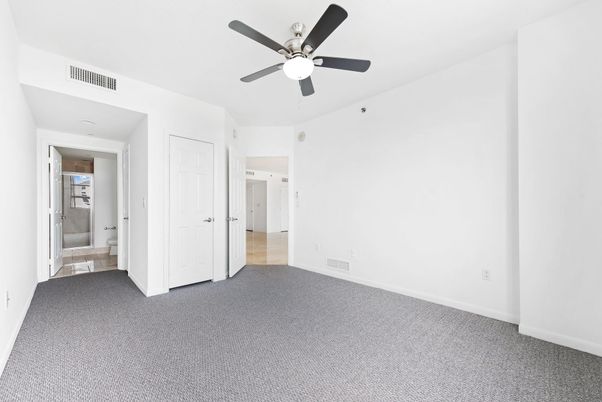 Bathroom, Empty room, Interior